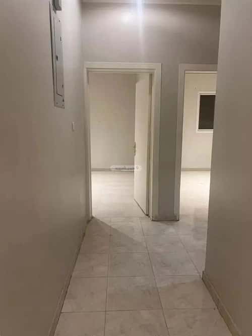 دور 661 متر مربع ب 5 غرف King Abdullah, Central Riyadh, Riyadh