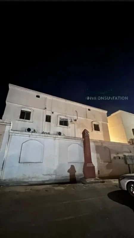 Building 700 SQM Al-Jabrah, Madinah
