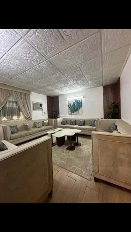 Floor 681 SQM with 12 Bedrooms Hayy Al-Wa'Irah, Madinah