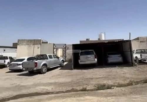 Floor 681 SQM with 12 Bedrooms Hayy Al-Wa'Irah, Madinah