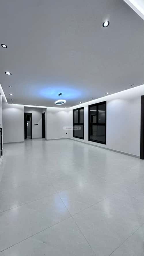 فيلا 375 متر مربع شرقية على شارع 20م الوسام، خميس مشيط