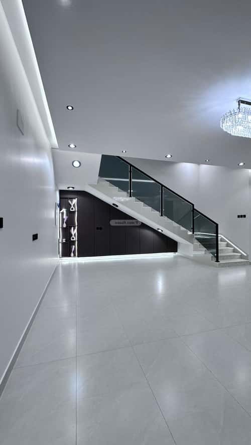 فيلا 375 متر مربع شرقية على شارع 20م الوسام، خميس مشيط