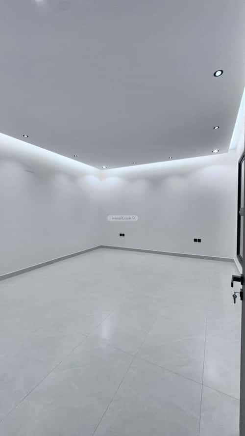 فيلا 375 متر مربع شرقية على شارع 20م الوسام، خميس مشيط