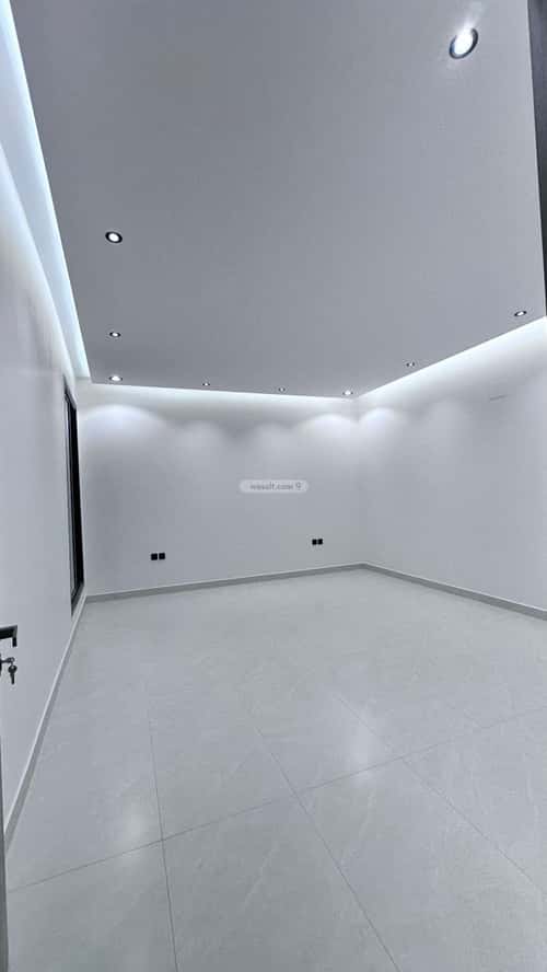 فيلا 375 متر مربع شرقية على شارع 20م الوسام، خميس مشيط