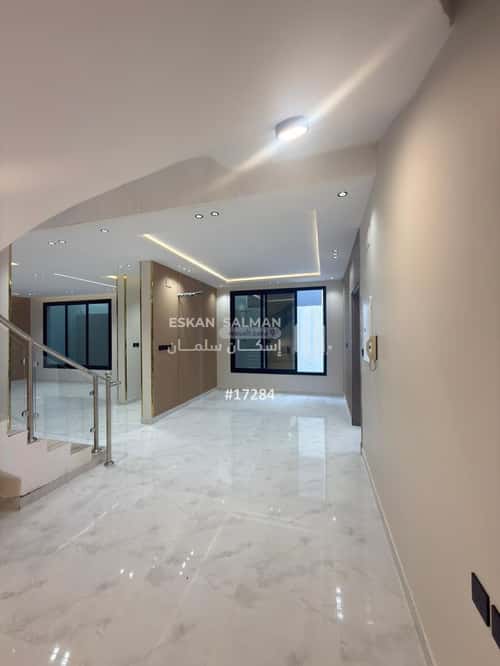 Villa 264 SQM facing East on 20m width street ريحه، الطائف