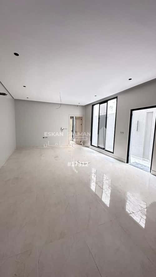 فيلا 355.15 متر مربع غربية على شارع 25م العقيق، الخبر