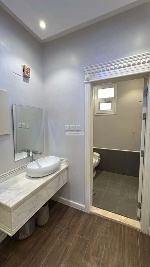 Floor with 4 Bedrooms Al-Qairawan, North Riyadh, Riyadh