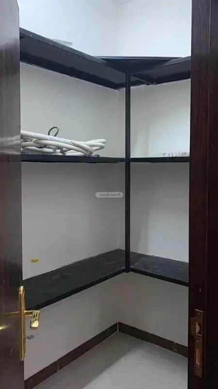 Apartment with 5 Bedrooms Dahrat Laban, West Riyadh, Riyadh