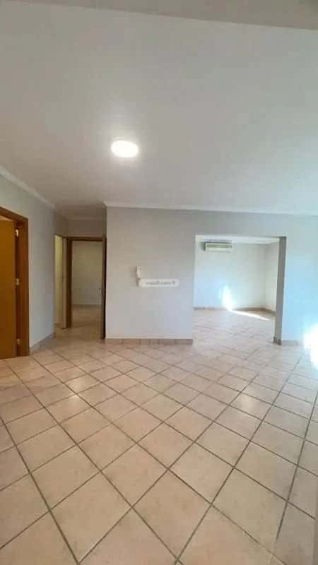 شقة 4 غرف في حطين