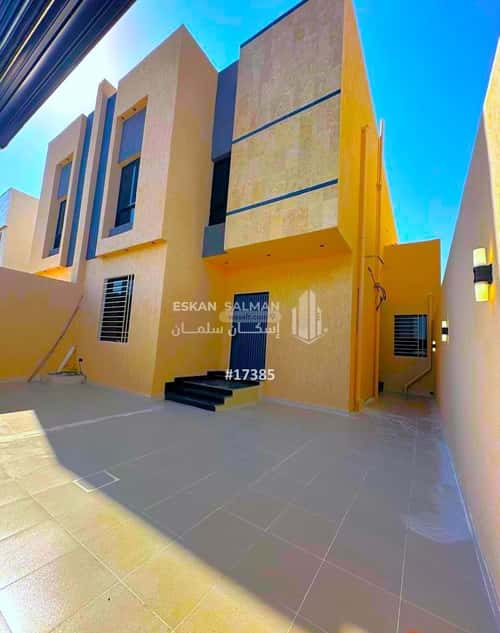 فيلا 357.82 متر مربع شرقية على شارع 20م الرحبة، الطائف