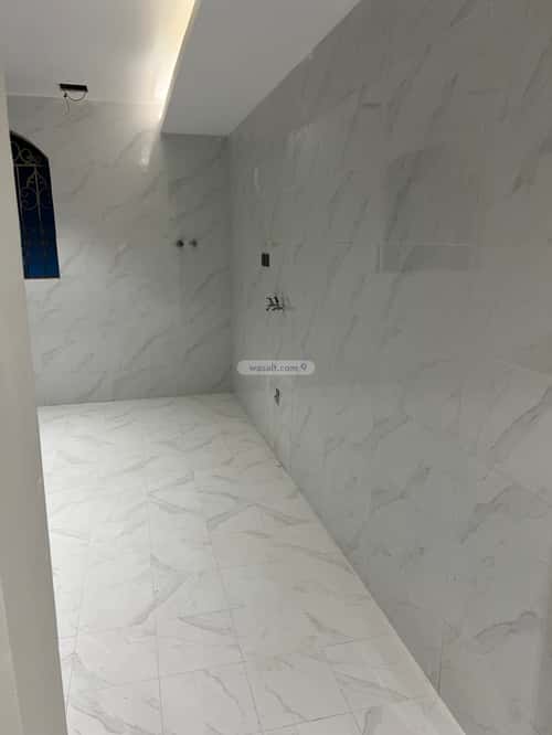 Apartment with 4 Bedrooms King Fahad Dist, Aldammam