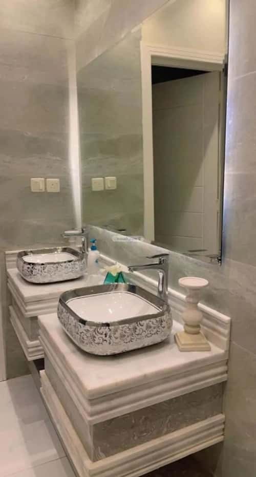 فيلا 288 متر مربع شمالية غربية على شارع 12م المونسية، شرق الرياض، الرياض