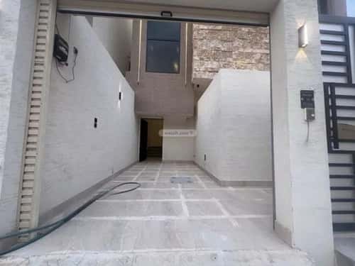 فيلا 287.72 متر مربع شمالية على شارع 15م بدر، جنوب الرياض، الرياض