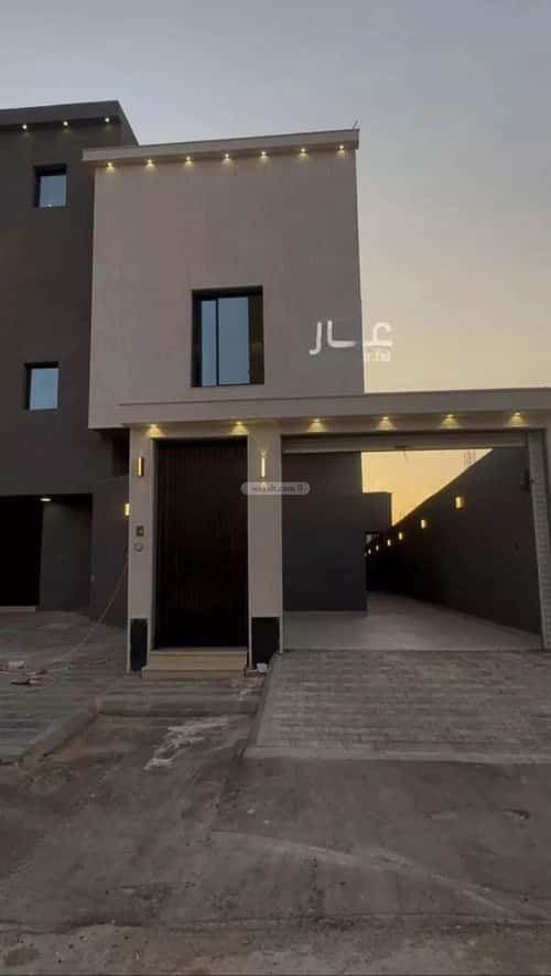 Floor 182.31 SQM with 6 Bedrooms Okaz, South Riyadh, Riyadh