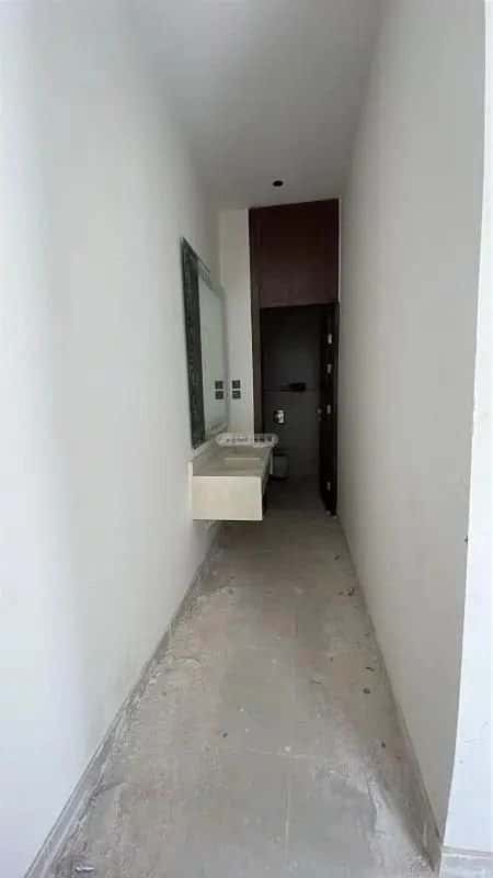 Apartment with 4 Bedrooms As-Suwaidi, West Riyadh, Riyadh