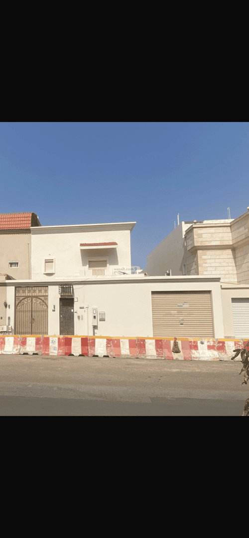 فيلا 345 متر مربع شرقية على شارع 25م البساتين، شمال جدة، جدة