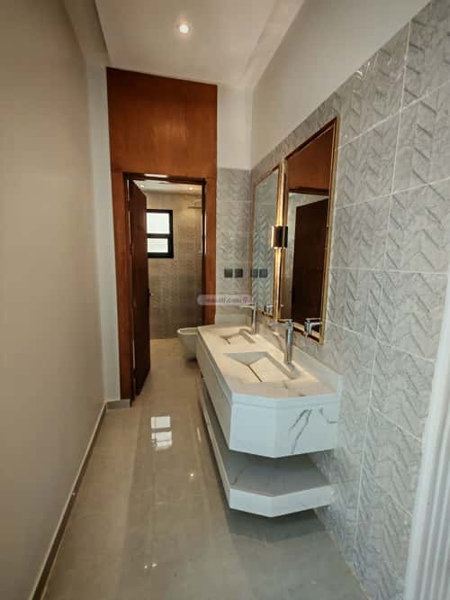 دور 170.26 متر مربع ب 5 غرف الجنادرية، شرق الرياض، الرياض