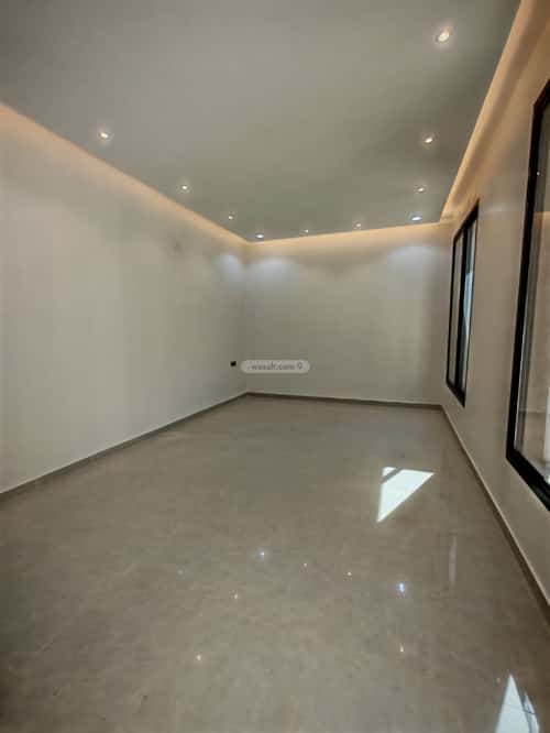 دور 210.78 متر مربع ب 5 غرف الجنادرية، شرق الرياض، الرياض