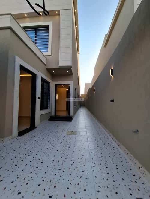 دور 181.79 متر مربع ب 4 غرف عكاظ، جنوب الرياض، الرياض