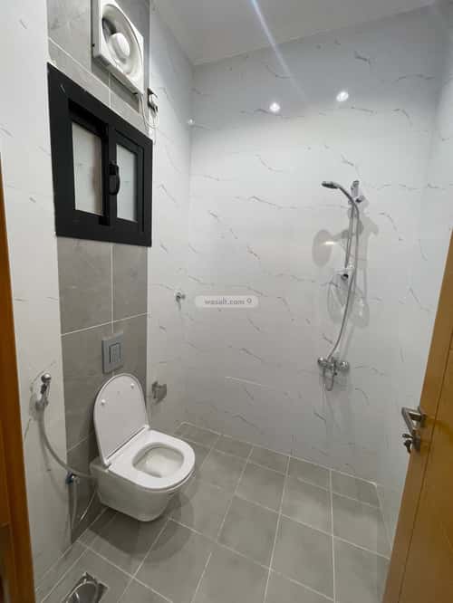 فيلا 450 متر مربع شرقية على شارع 15م الصفوة، شمال جدة، جدة