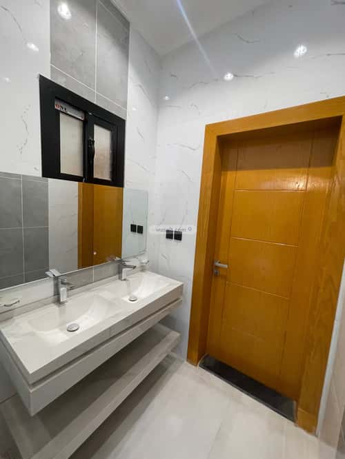 فيلا 450 متر مربع شرقية على شارع 15م الصفوة، شمال جدة، جدة