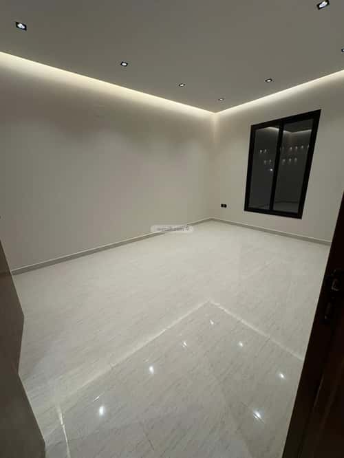 Floor with 4 Bedrooms Al Bayan, East Riyadh, Riyadh