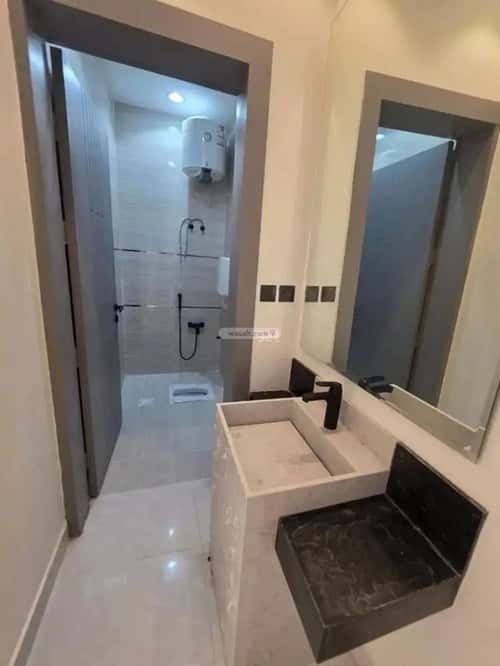 Floor 201.04 SQM with 7 Bedrooms Bader, South Riyadh, Riyadh