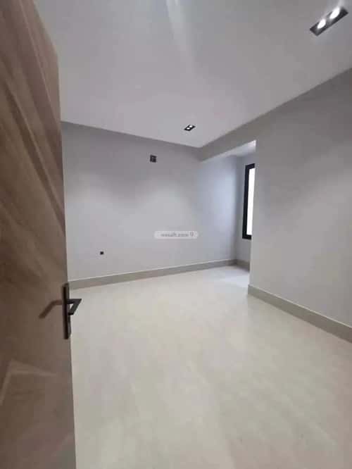 Floor 164 SQM with 5 bedrooms العريجاء الغربي، غرب الرياض، الرياض