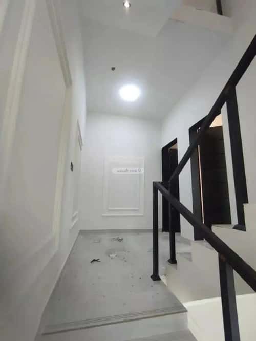 Floor 174 SQM with 4 Bedrooms West Al-Oraija, West Riyadh, Riyadh