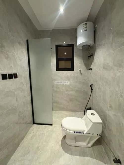 فيلا 200 متر مربع شرقية على شارع 18م طويق، غرب الرياض، الرياض