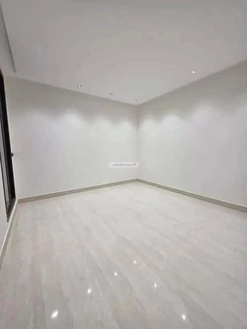 Building 174.15 SQM Facing North Al Bayan, East Riyadh, Riyadh