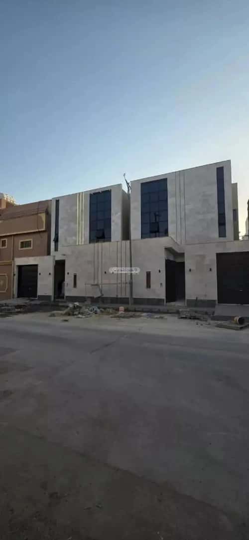 فيلا 200 متر مربع شمالية على شارع 20م طويق، غرب الرياض، الرياض