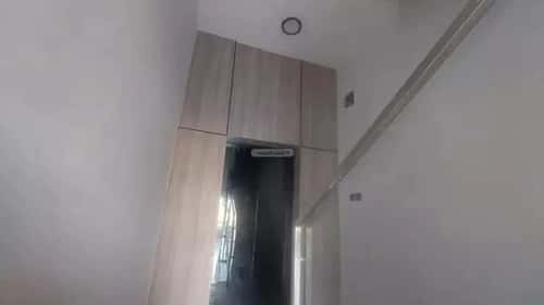 5 bedroom floor in Al Janadriyah