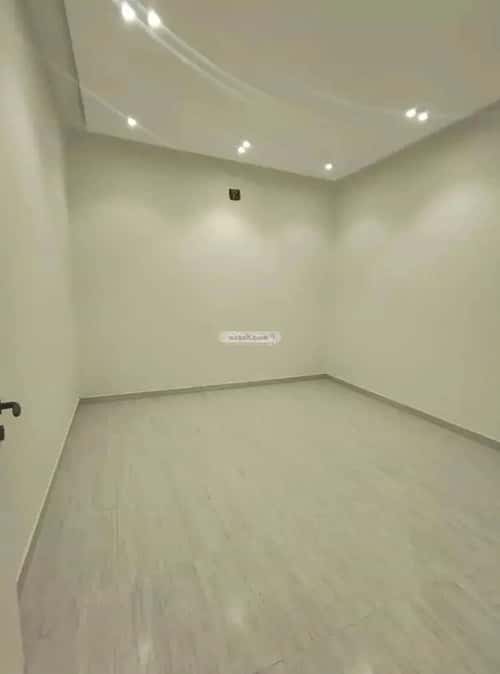 Floor 171 SQM with 5 Bedrooms Dahiat Namar, West Riyadh, Riyadh