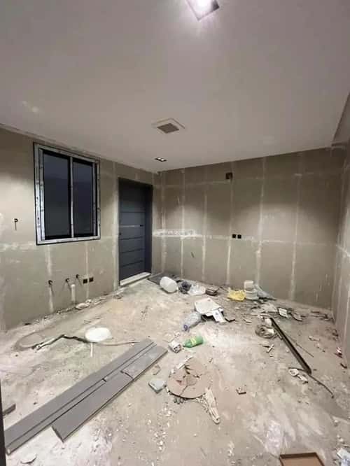 فيلا 200 متر مربع شرقية على شارع 20م العريجاء الغربي، غرب الرياض، الرياض