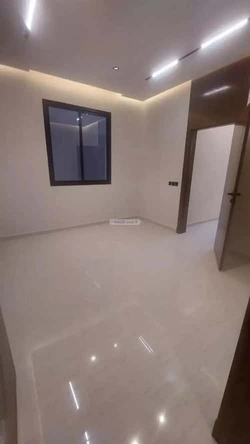 Building 174.15 SQM Facing North Al Bayan, East Riyadh, Riyadh