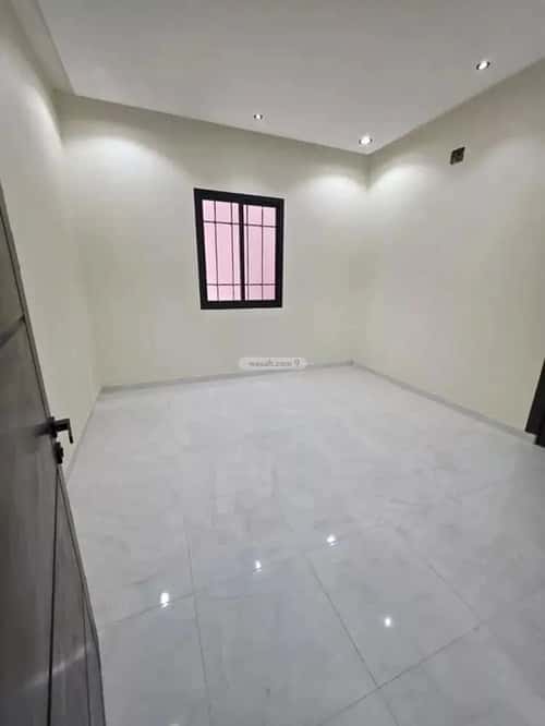 Floor 270 SQM with 5 bedrooms بدر، جنوب الرياض، الرياض