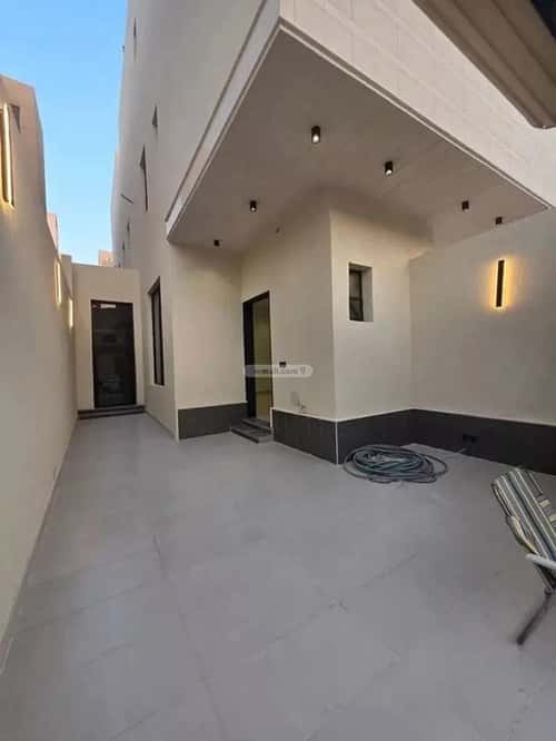 Floor 153 SQM with 4 bedrooms العوالي، غرب الرياض، الرياض