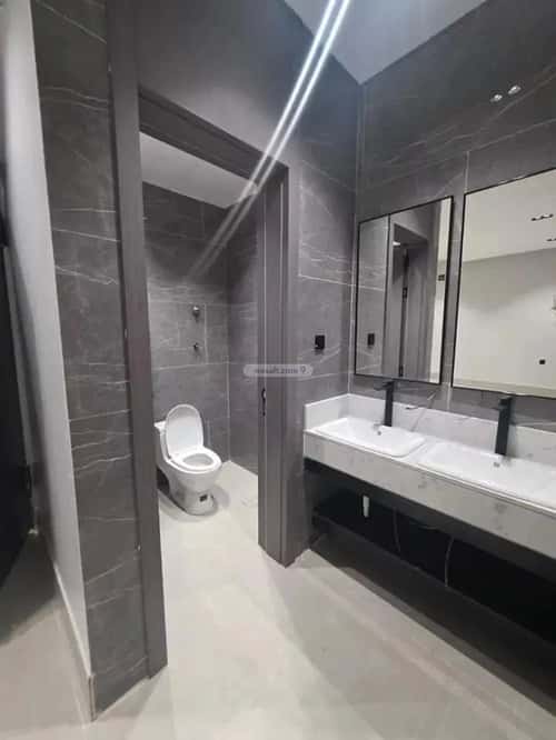 8 bedroom villa in Al Uraija Al Gharbi