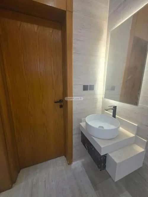 6 bedroom villa in Okaz