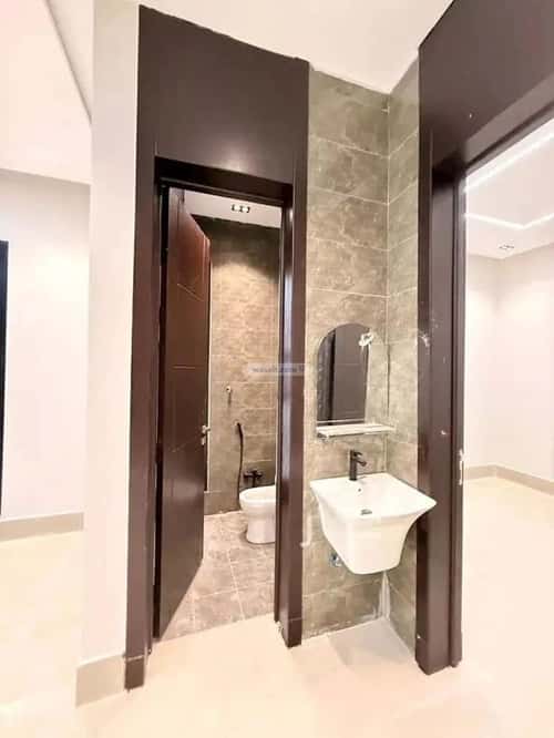 فيلا 7 غرف في العريجاء الغربي