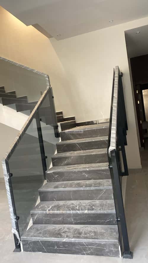 Villa 209.05 SQM Facing South on 15m Width Street Al-Janadriyah, East Riyadh, Riyadh