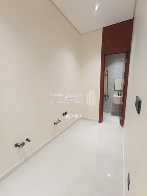 Floor 218.21 SQM with 5 Bedrooms Al-Janadriyah, East Riyadh, Riyadh