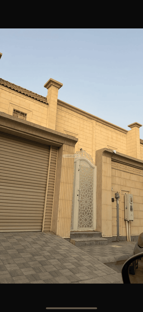 فيلا 254.42 متر مربع غربية على شارع 15م الشعلة، الدمام