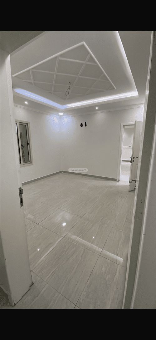 فيلا 254.42 متر مربع غربية على شارع 15م الشعلة، الدمام