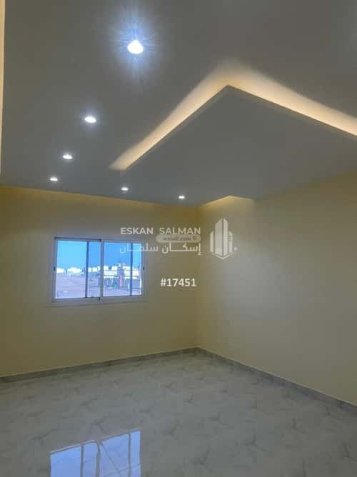 فيلا 360 متر مربع شرقية على شارع 15م قرطبة، حائل