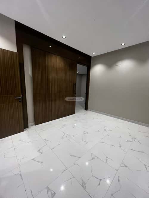 Villa 341.8 SQM Facing South on 20m Width Street The Peace, Samith