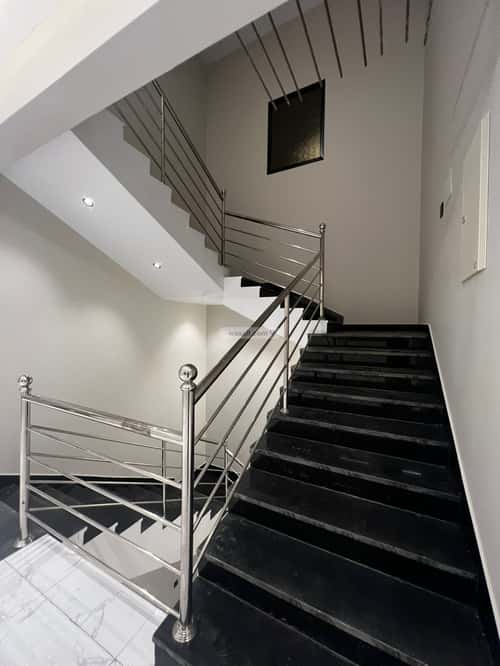 Villa 341 SQM Facing South on 20m Width Street The Peace, Samith