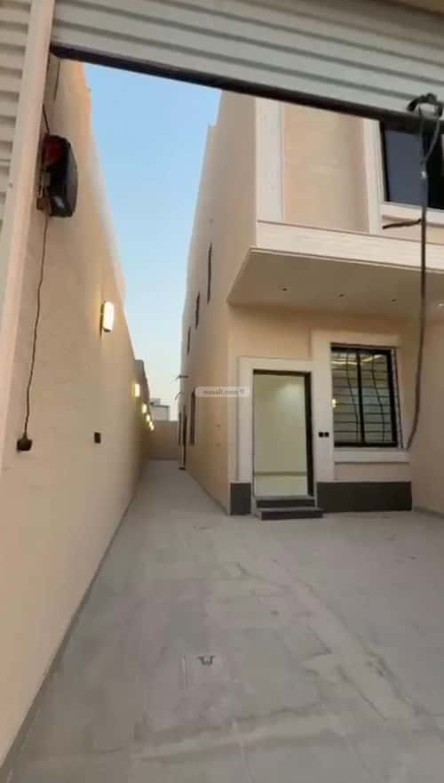 دور 210.87 متر مربع ب 4 غرف طيبة، جنوب الرياض، الرياض