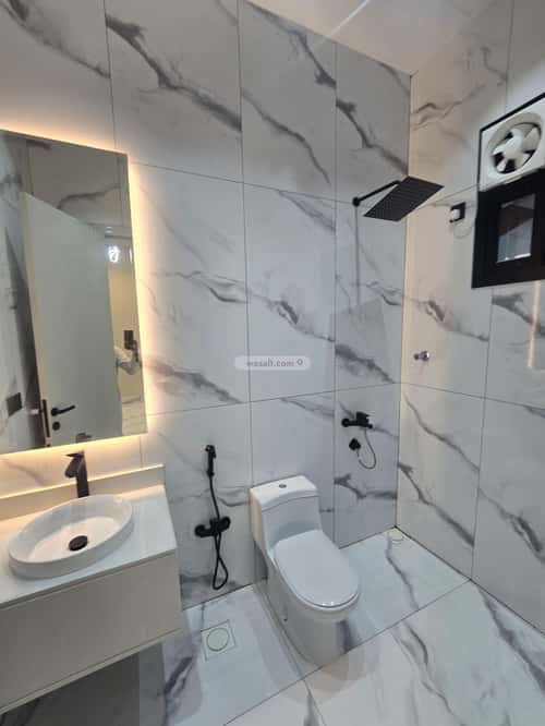 فيلا 294.84 متر مربع غربية على شارع 20م النور، خميس مشيط